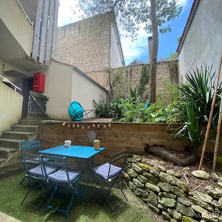 Un Cocon Face A La 公寓 *